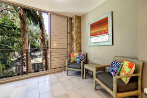 Belle Escapes 228-229 Luxury Beachfront Resort Palm Cove