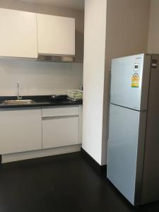 Modern 1-Bedroom Apt Just Steps from Nimman #A307