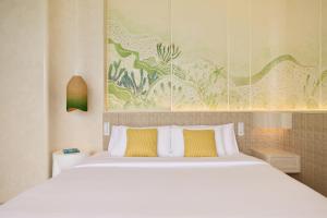 Centara Mirage Lagoon Maldives - Free Round Trip Speedboat when stay 4 nights or more between 17 April - 15 October 2026