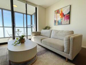 Sea & City View 2BR AT Hurstville