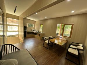 The 47 House Homestay BMT