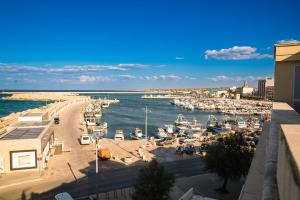 DIMORA CATERINA - Suite Apartments & Sea View