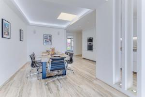 PANORAMIC ESTEREL AP4475 By Riviera Holiday Homes