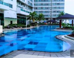 Zeke Suite At Beacon Tower Amorsolo unit 2330