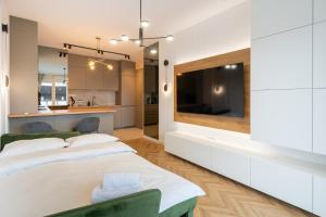 Global Park Prime Apartment by BookingHost