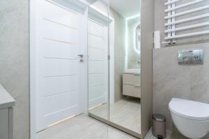 Global Park Prime Apartment by BookingHost