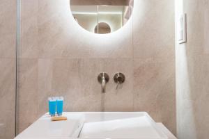 Global Park Prime Apartment by BookingHost