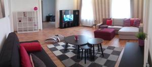 Downtown Rising Sun 104 sq.m