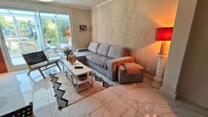 Maisons de vacances Maison Familiale Deco Vintage Jardin Parking Puy duFou : photos des chambres