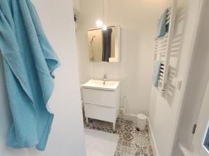 Appartements Studio charmant et central : photos des chambres
