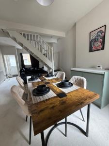 Luxury home - Long stays welcome