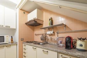 Charming duplex in central Rome