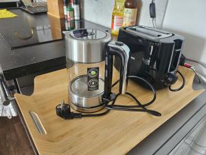 Ehrenfeld - Bright 32m2 Flat