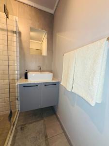 Menlyn Luxe Stay 1BR, Free Parking