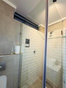 Menlyn Luxe Stay 1BR, Free Parking