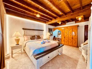 Sangria-Luna Resort and Hotel