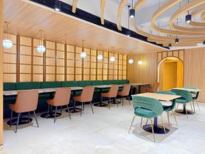 Downtown District Hotel