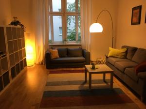 Gemütliche ruhige Altbauwohnung Nähe Hauptbahnhof und City