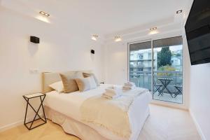 Appartements Charming Apt with AC & balcony : photos des chambres