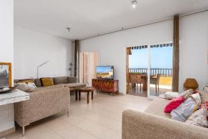 Campomanes Luxury Terrace Apartment