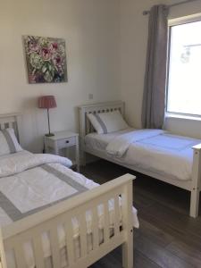 Entire 4 Bedroom Brand new Bungalow with Sea Views