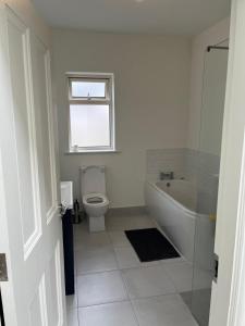 Entire 4 Bedroom Brand new Bungalow with Sea Views