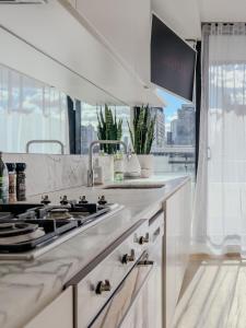 The Loft City Views, Tram & Gardens at Door