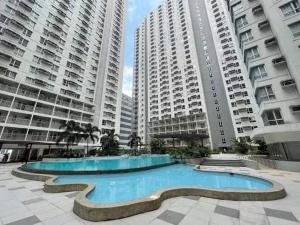 Staycation at Starmall