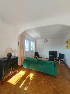 La Haute Maison - Merrien - GR34 - vue sur mer