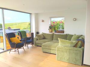 Designer Sea View House with Table Tennis