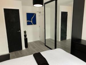 2 Bedroom City Centre Apartment