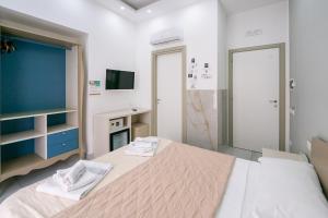 Royal H Umberto I, Napoli Centro, by ClaPa Group