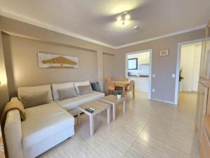 Two rooms 5 minutes from the beach