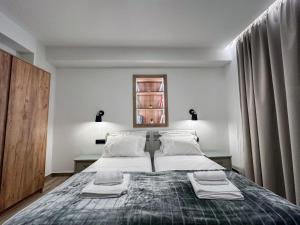 3A Tree Traditional Houses