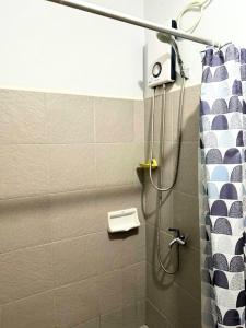 Cjays spacious unit - Mesatierra Garden Residence