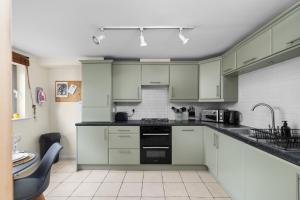 Thorter Row - Quayside Apartment