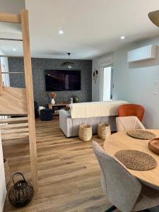 Maisons de vacances Logement en lisiere de foret : photos des chambres