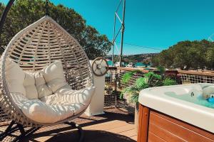 Floating Sea House - 5Stars 