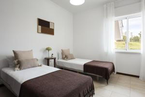 Salty - Near the city by HD