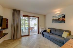 Gardaliva 7 By The Lake