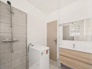 Maisons de vacances 500 m de la plage, jardin, maison pour 5 : photos des chambres