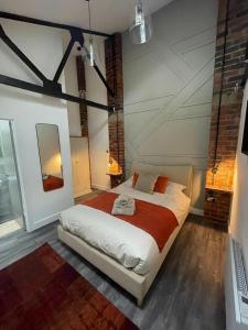 Modern and Stylish Apartment