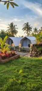 Kelingking Glamping Villa