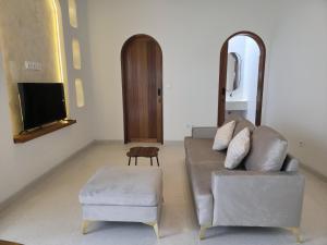 Kalaluna Brand New Villa in Ubud 2 BR with pool
