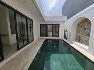 Kalaluna Brand New Villa in Ubud 2 BR with pool
