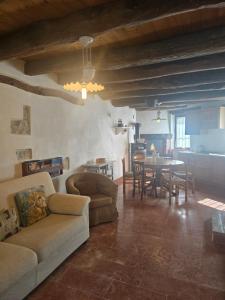 Prosecco Hill Cottage