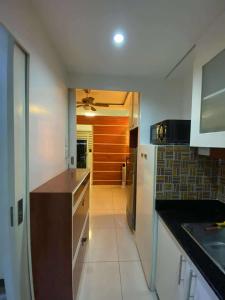 MJ&J Breeze Staycation