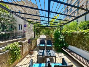 Beachfront Holiday Home Rafailovici