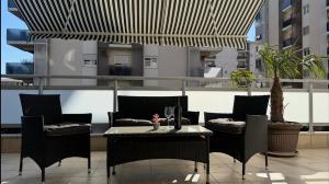 SunnyWeek Luxury Apartment