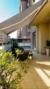 SunnyWeek Luxury Apartment